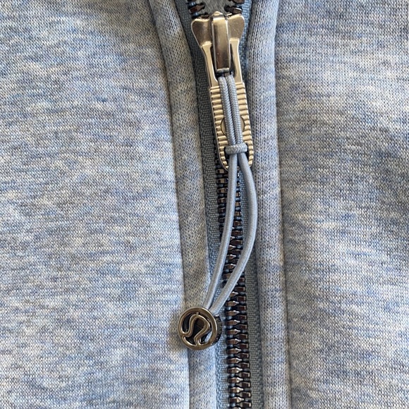 ❤️ Lululemon Scuba Hoodie *Plush
Heathered Chambray NWOT - Picture 8 of 14